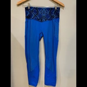 Lululemon high waisted cropped leggings, size 6